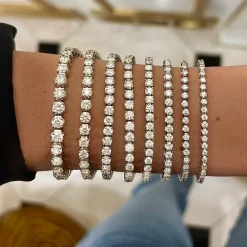 Buttercup Diamond Scalloped Tennis Bracelet