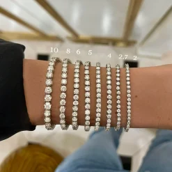 Buttercup Diamond Scalloped Tennis Bracelet