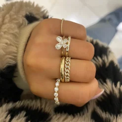Chloe Baguette Butterfly Ring