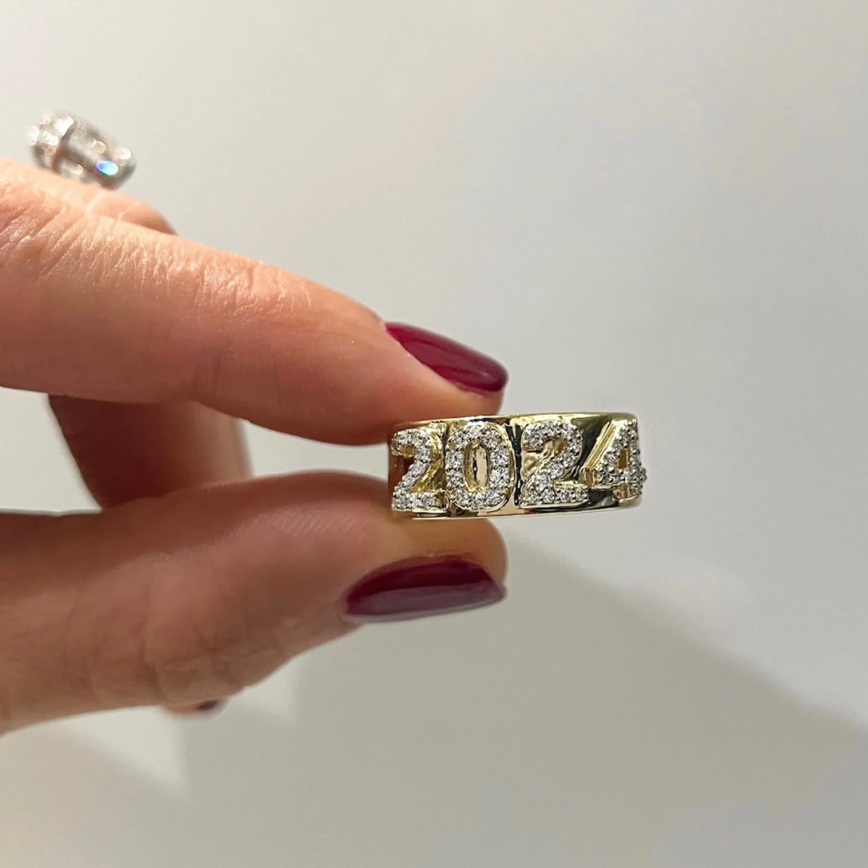 Custom 3D Diamond Solid Gold Cigar Band