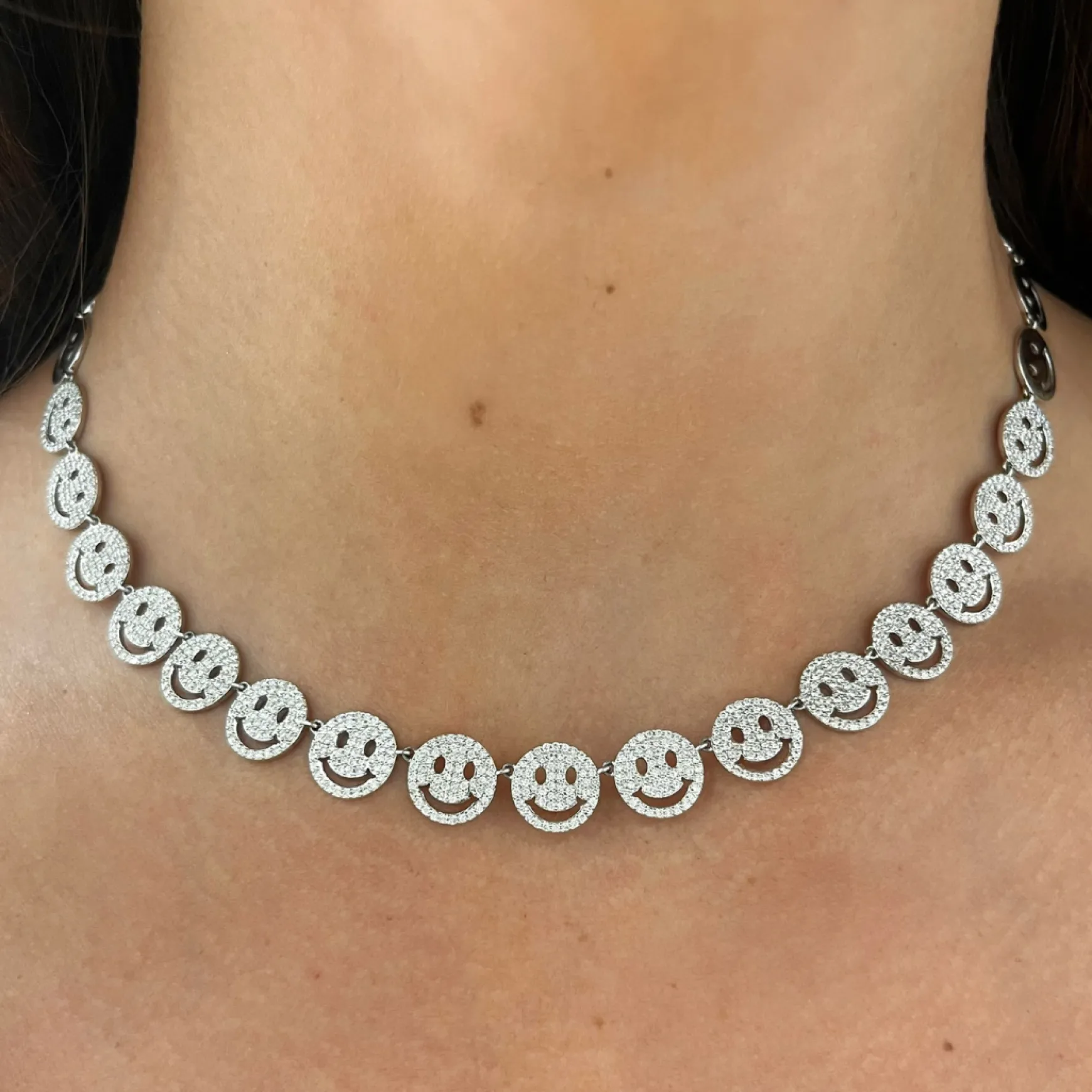 Drew Smiley Pave Diamond Adjustable Choker Necklace 2.77 ctw