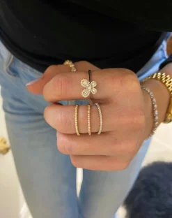 Layla Dainty Diamond Band 0.10 ctw