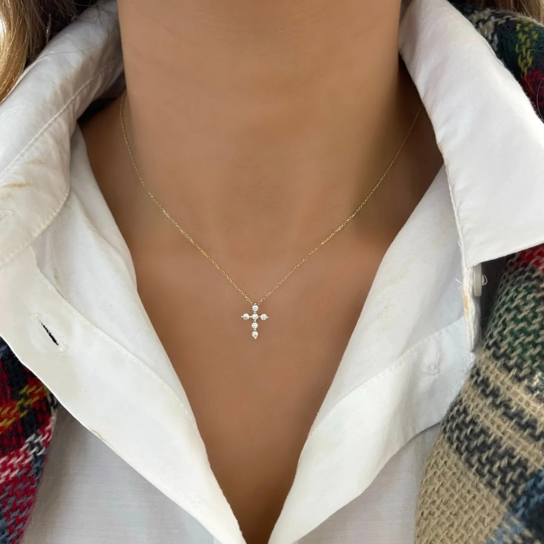 Posie Charlie Cloud® Floating Diamond Cross Necklace 0.21 ctw