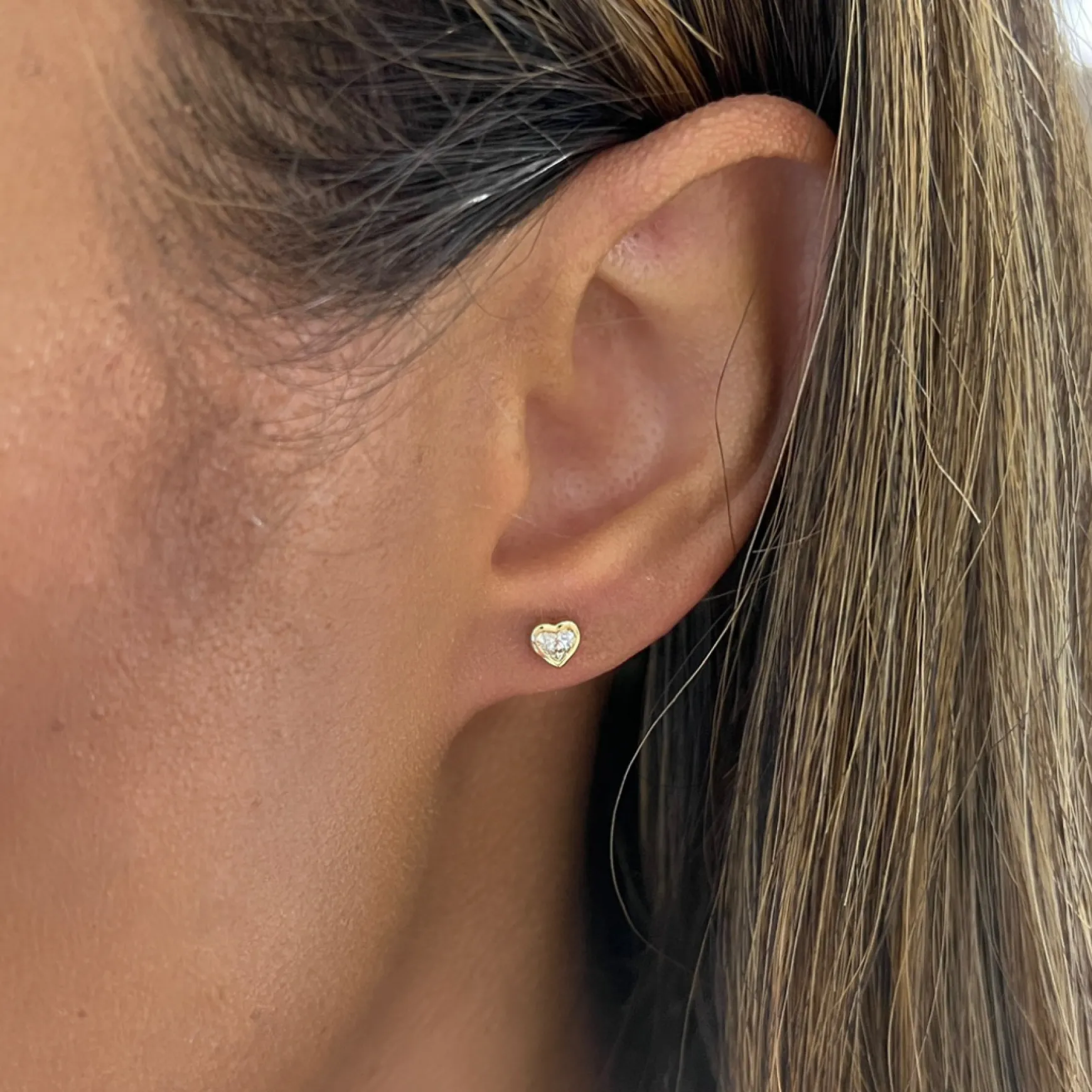 Ravayna Bezel Heart Diamond Stud Earrings