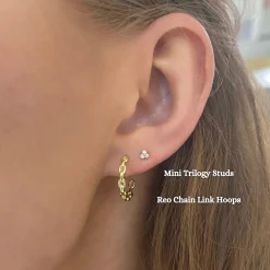Reo Oval Chain Link Gold Hoop Earrings