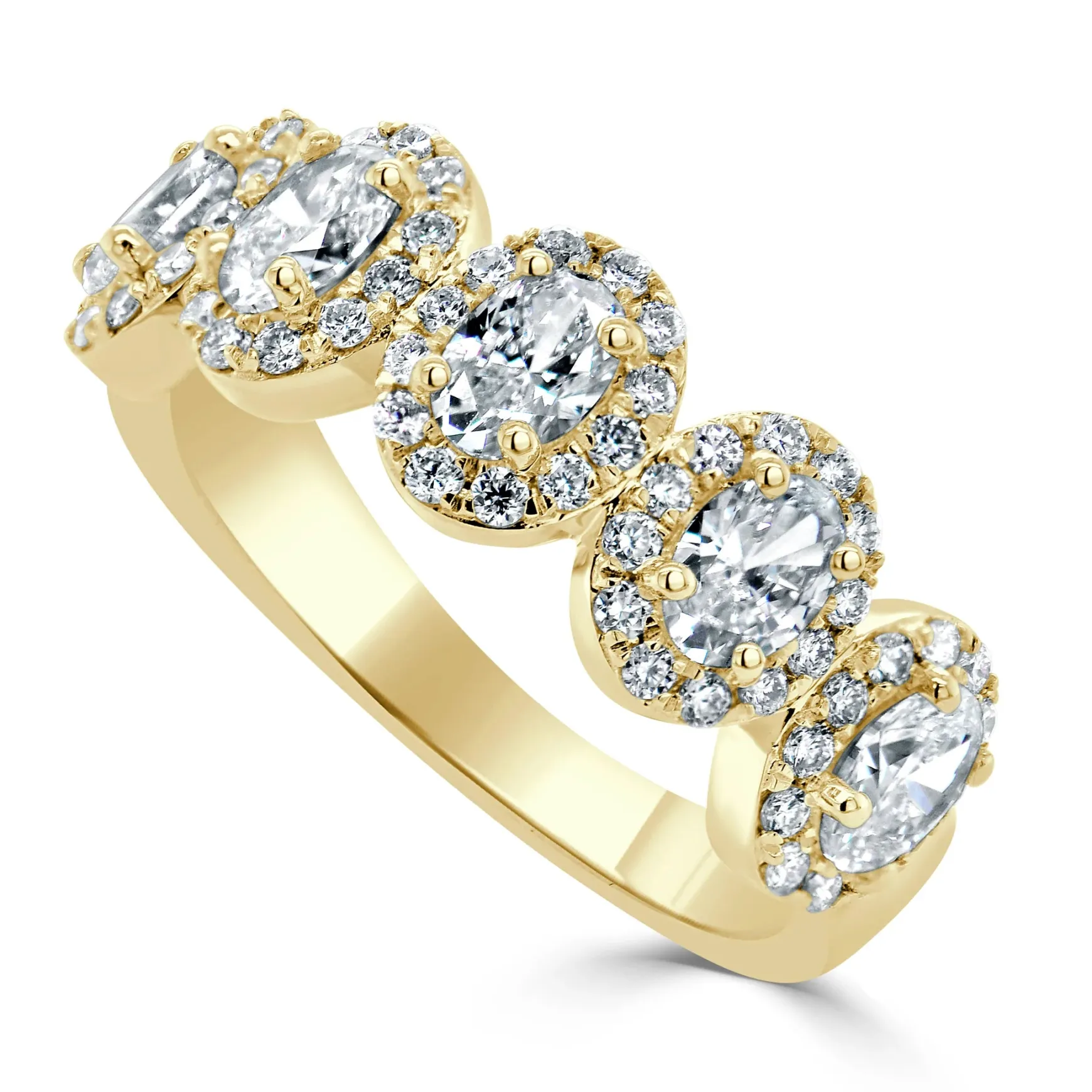 Schwan Oval Diamond Halo Band 1.45 ctw