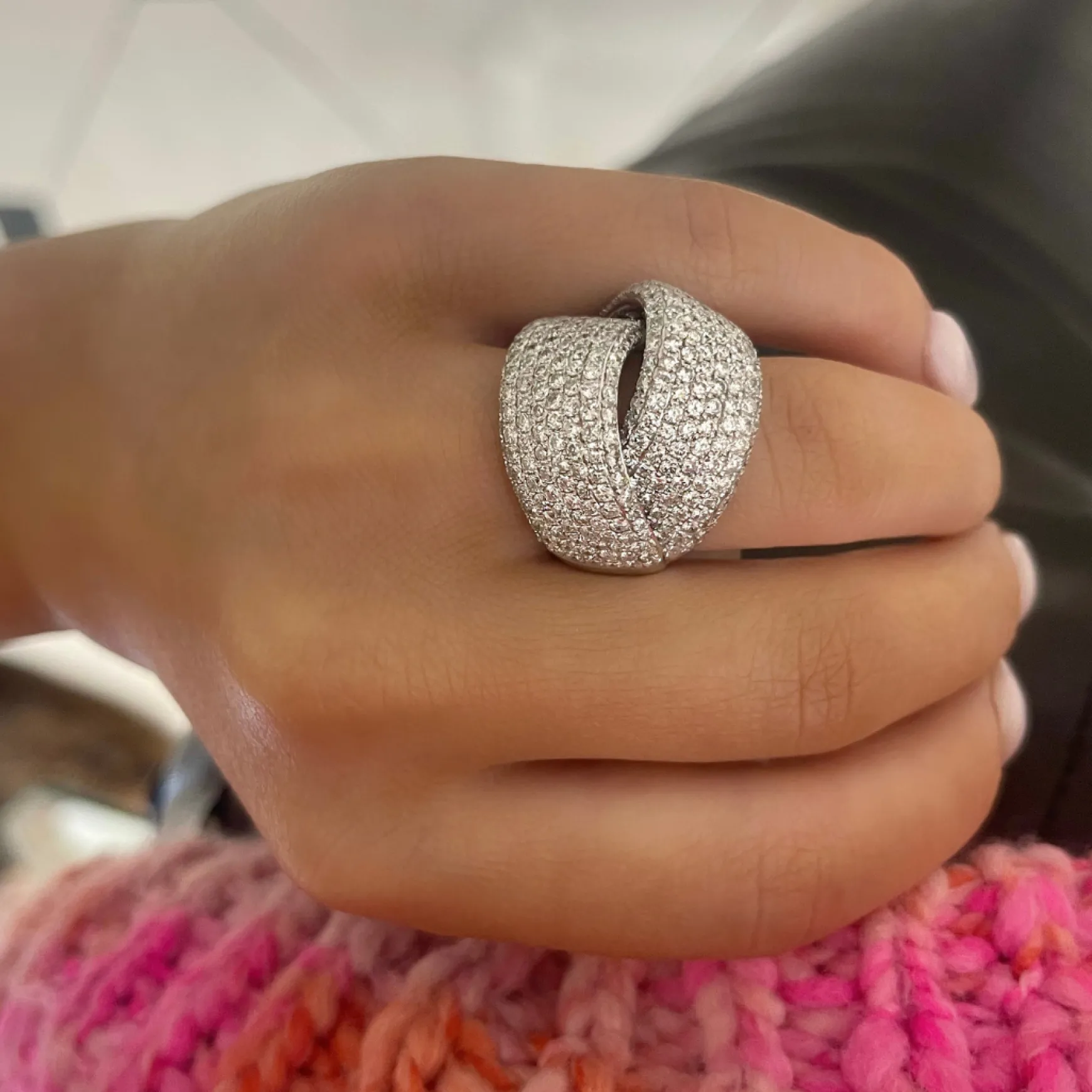 Valvie Pave Diamond Ribbon Cocktail Ring